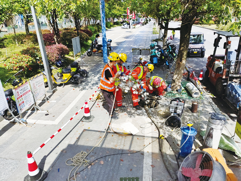  肃州UV-CIPP紫外光固化修复